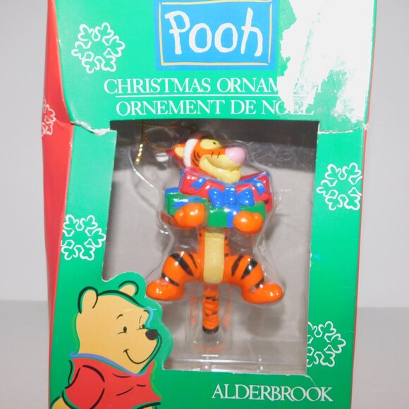 VTG 4" Winnie the Pooh Alderbrook Tigger with Presents Christmas Tree Ornament - Picture 10 of 11